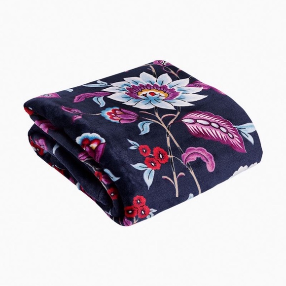 Vera Bradley Other - Vera Bradley Mayfair In Bloom Plush Throw Blanket